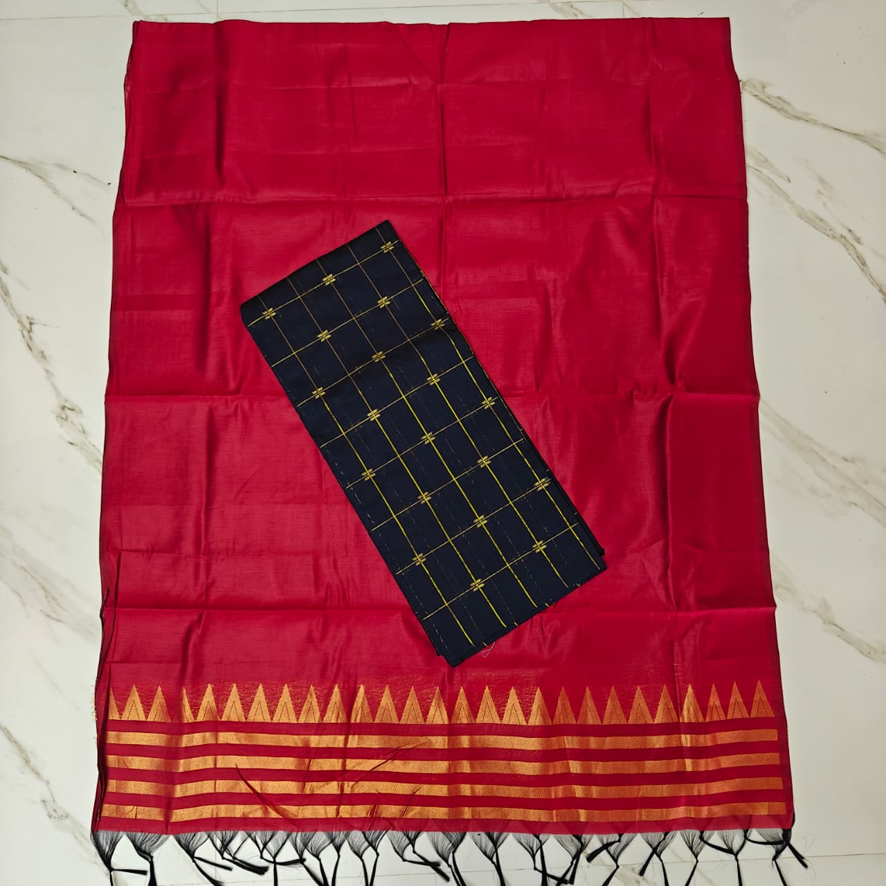 Classic Elegance: Temple Border Top & Dupatta Set - TB02