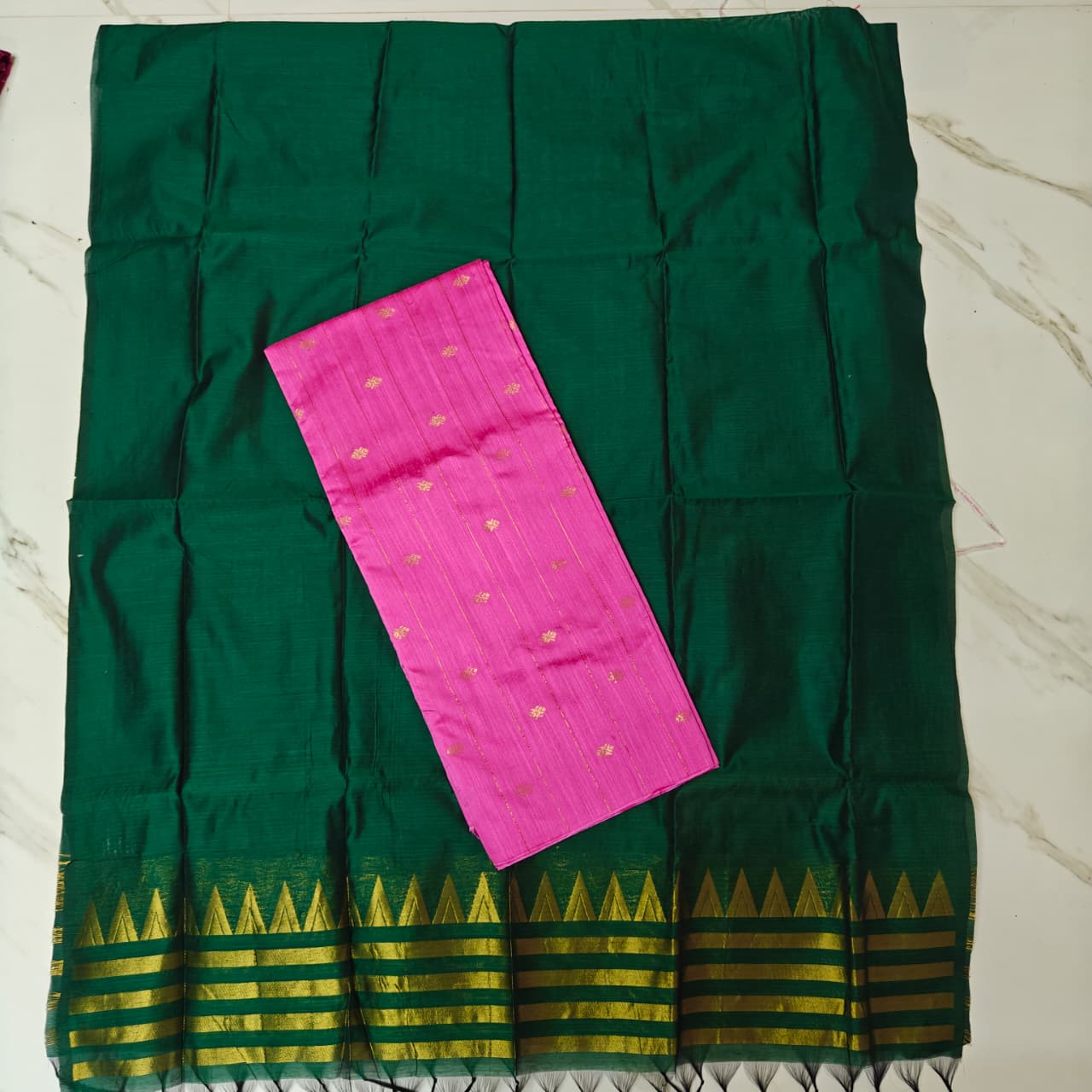 Classic Elegance: Temple Border Top & Dupatta Set - TB03