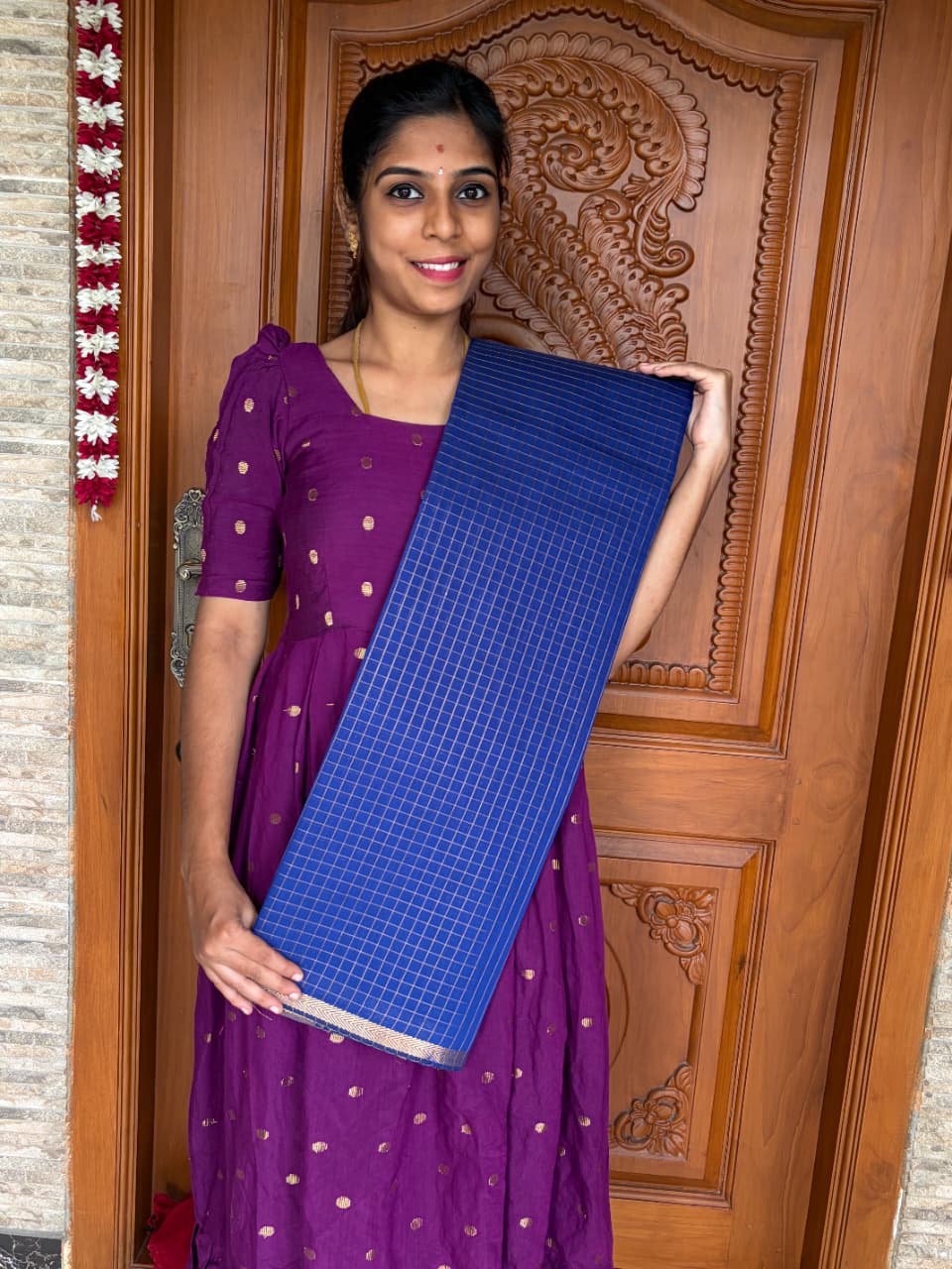 Premium Checked Maheshwari Premium Maheshwari Cotton Saree (Code: MC21)