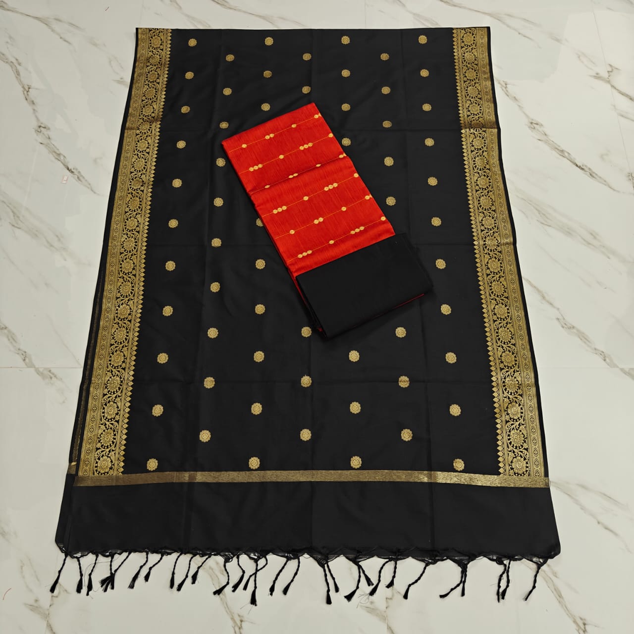 Raw Silk Jaquard banrasi duppata set - Red & black